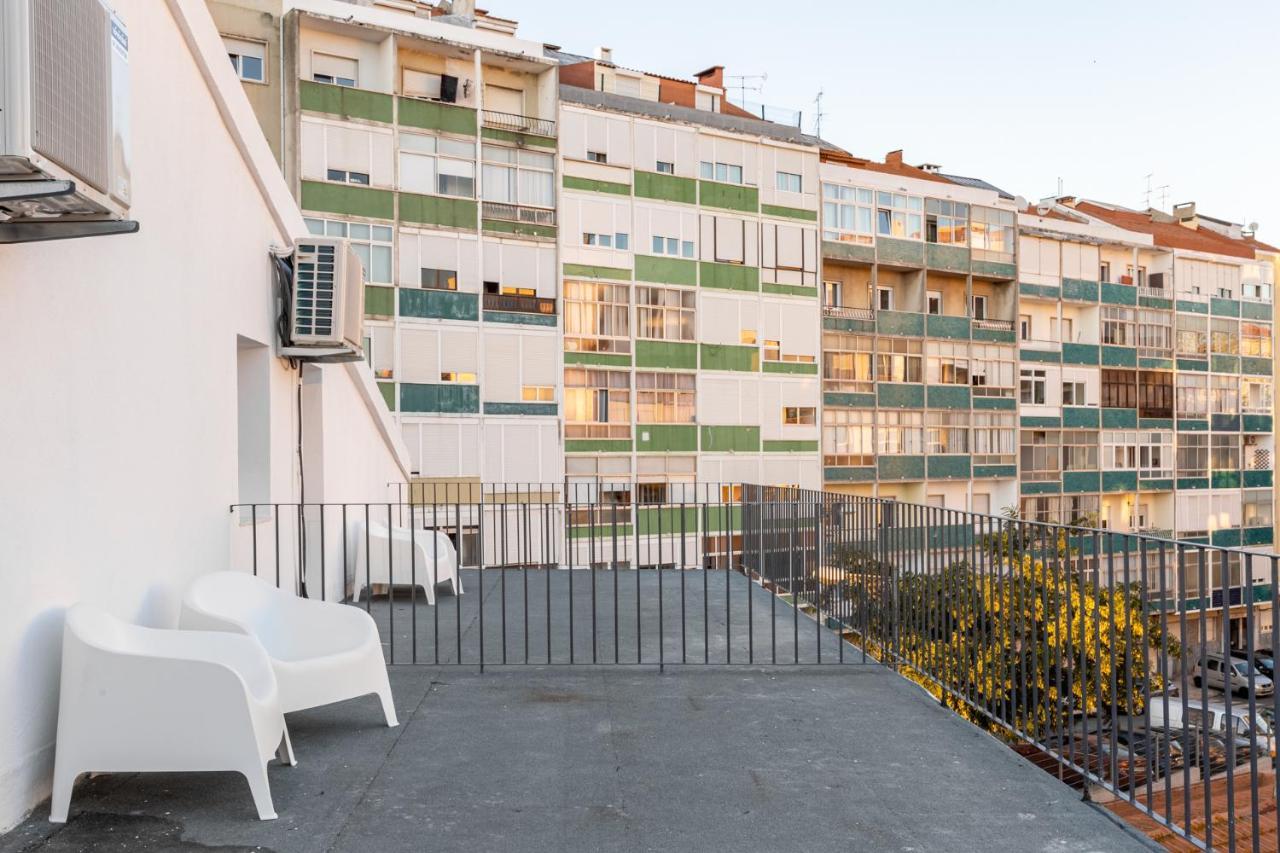 Altido Modern 2-Level Flats Near Ajuda Palace Lisbon Bagian luar foto